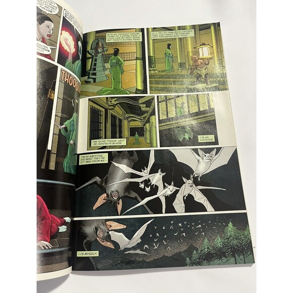 Crossing Midnight #2 (DC Comics, April 2008) Trade Paperback Graphic Novel - Picture 9 of 9